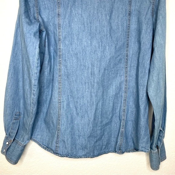 Bit and Bridle pearl snap button denim shirt medium - Picture 6 of 10